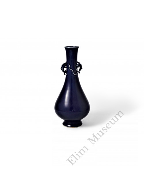 1491 A sapphire blue log neck vase (2)